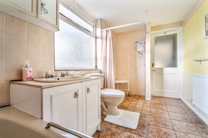 Photo 16- click for photo gallery